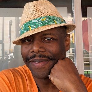 Meet your Posher, Raul